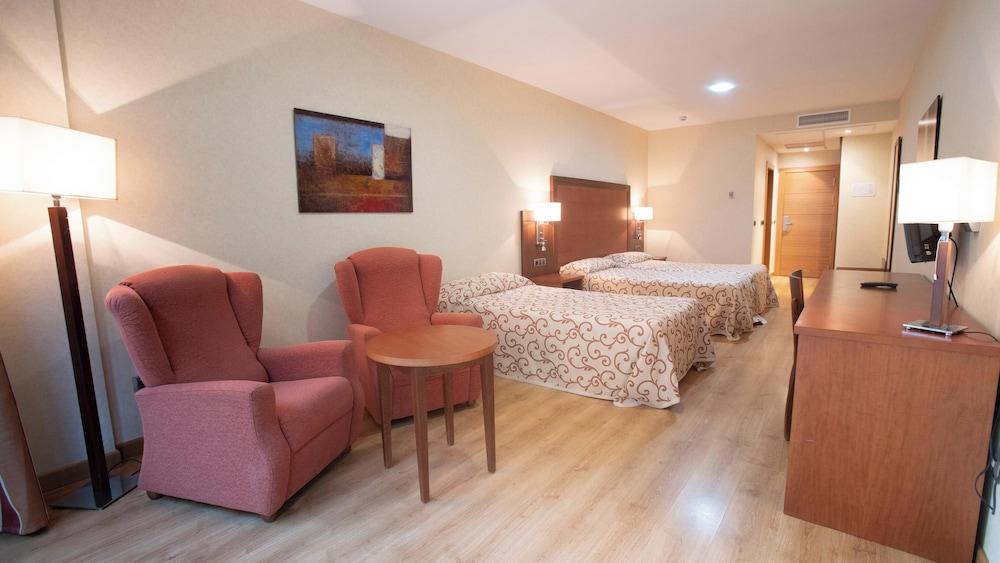 MOON DREAMS CALABAHIA