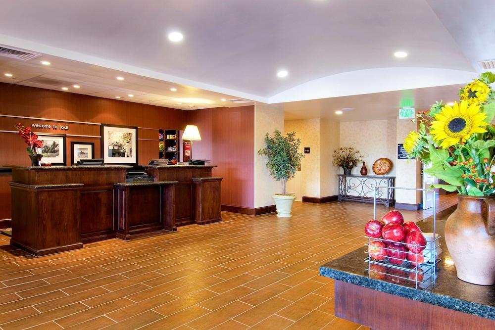 Hampton Inn & Suites Lodi