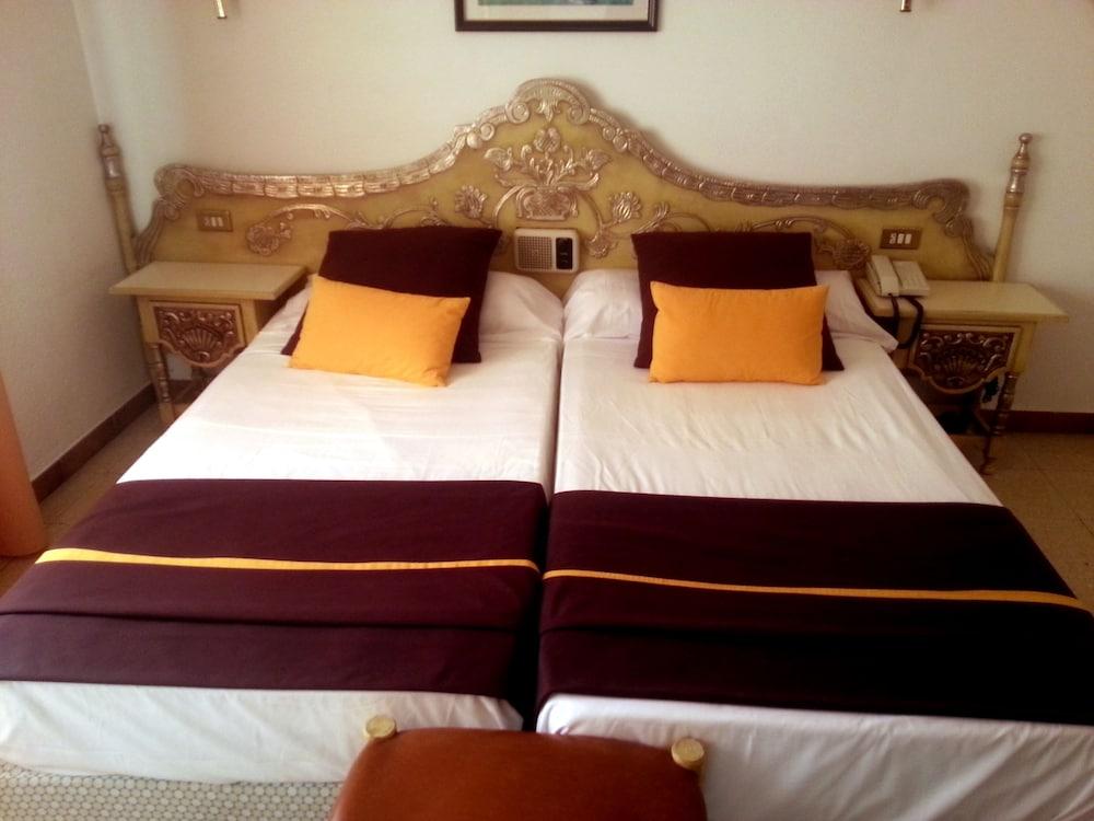 Hotel Hostal del Sol