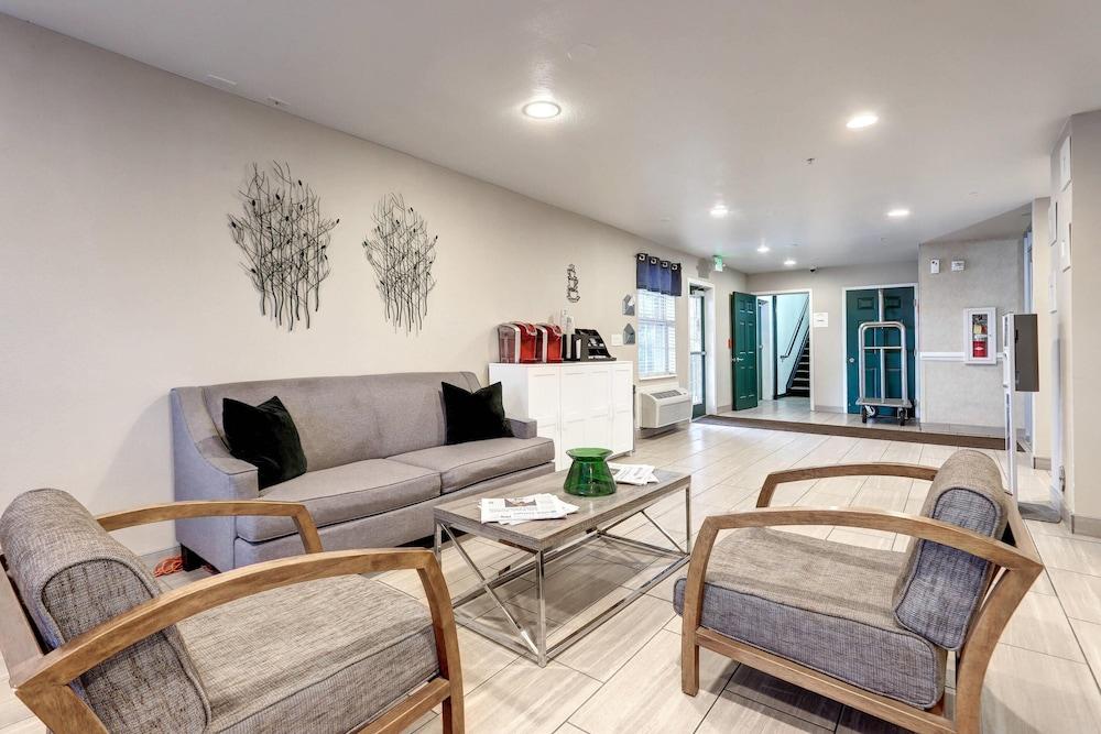 Suburban Studios Westminster Denver North