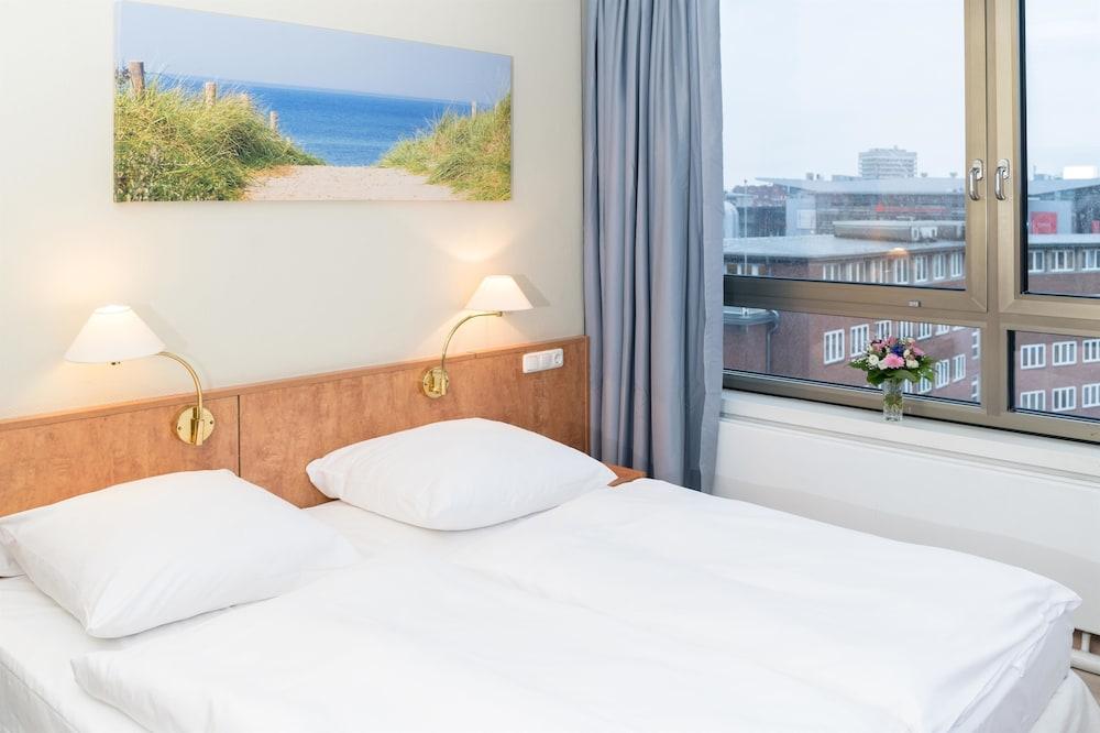 Hotel Astor Kiel by Campanile