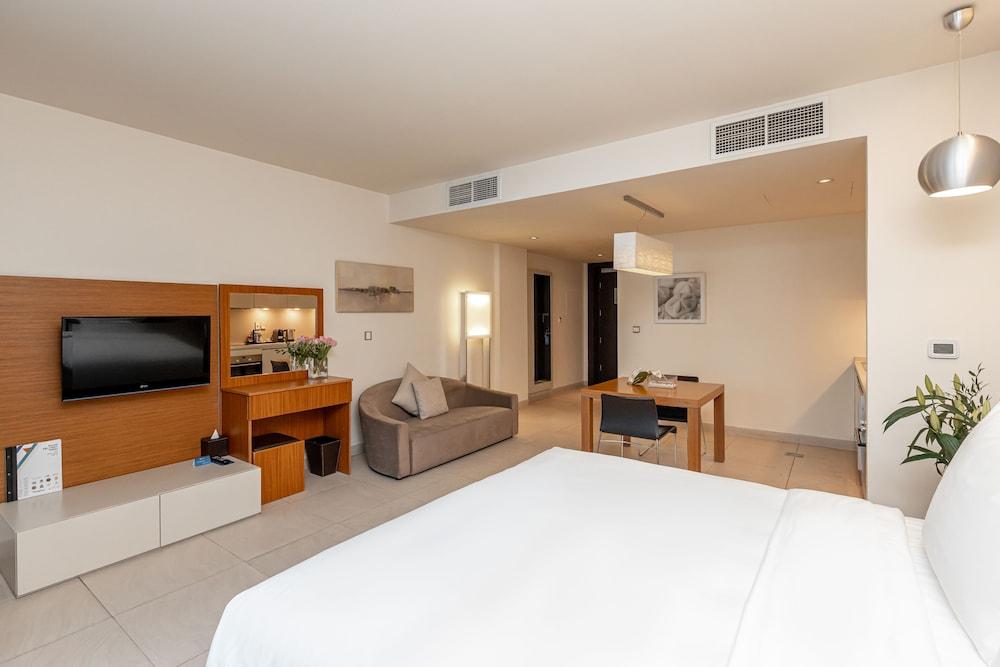 Radisson Blu Residence, Dubai Marina