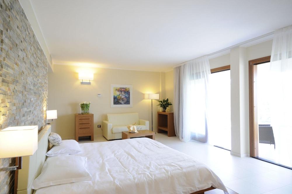 Pugnochiuso Resort - Hotel del Faro