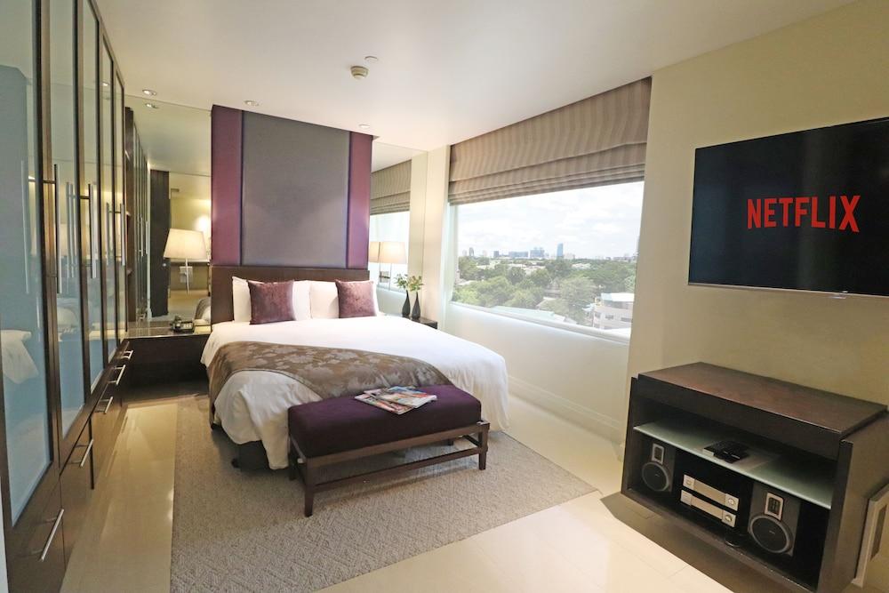 The Quarter Saladaeng by UHG