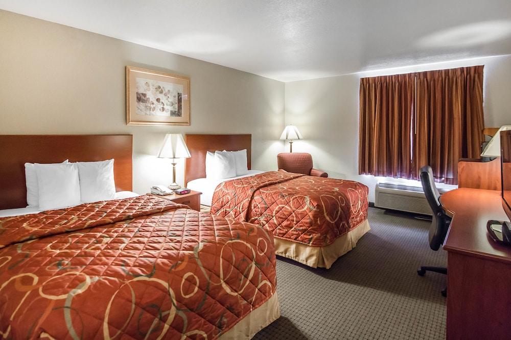 Quality Inn Parsons North