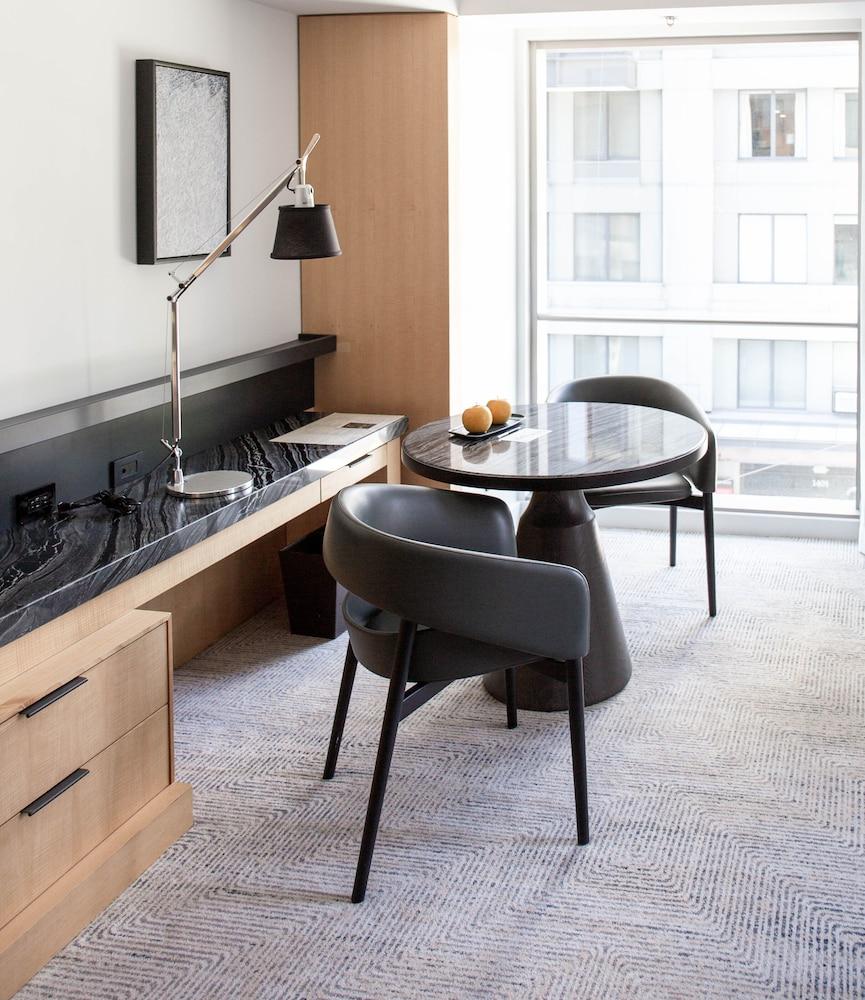 Four Seasons Hotel Seattle