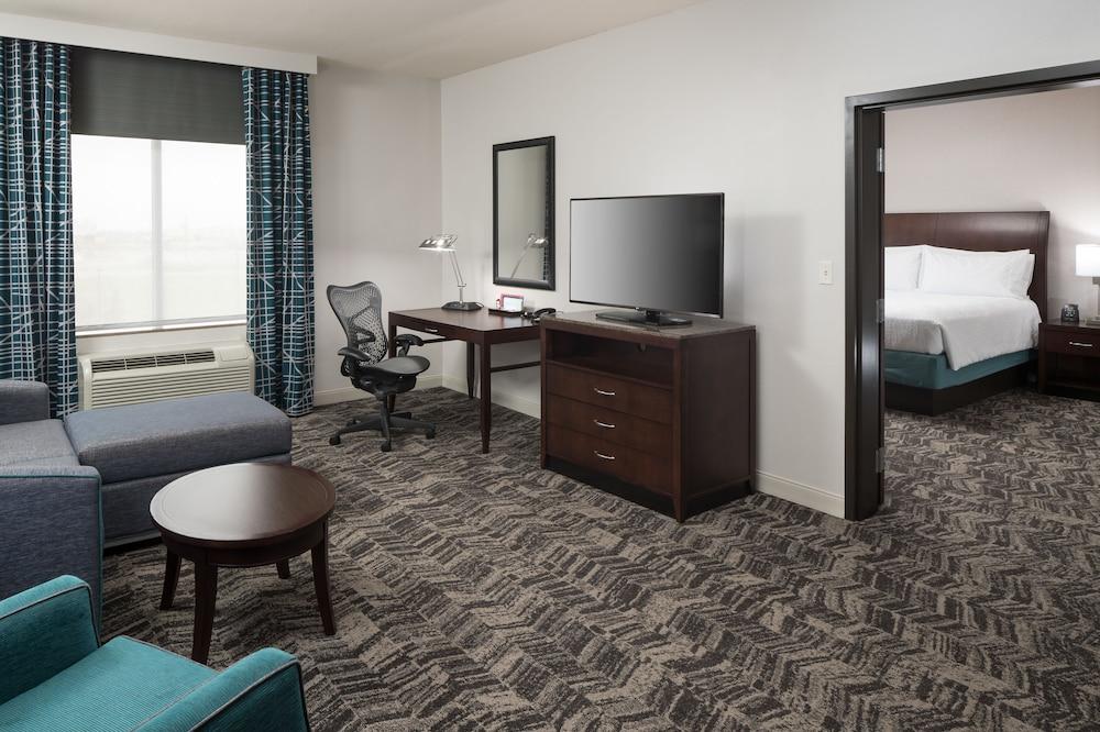 Hilton Garden Inn DFW North Grapevine