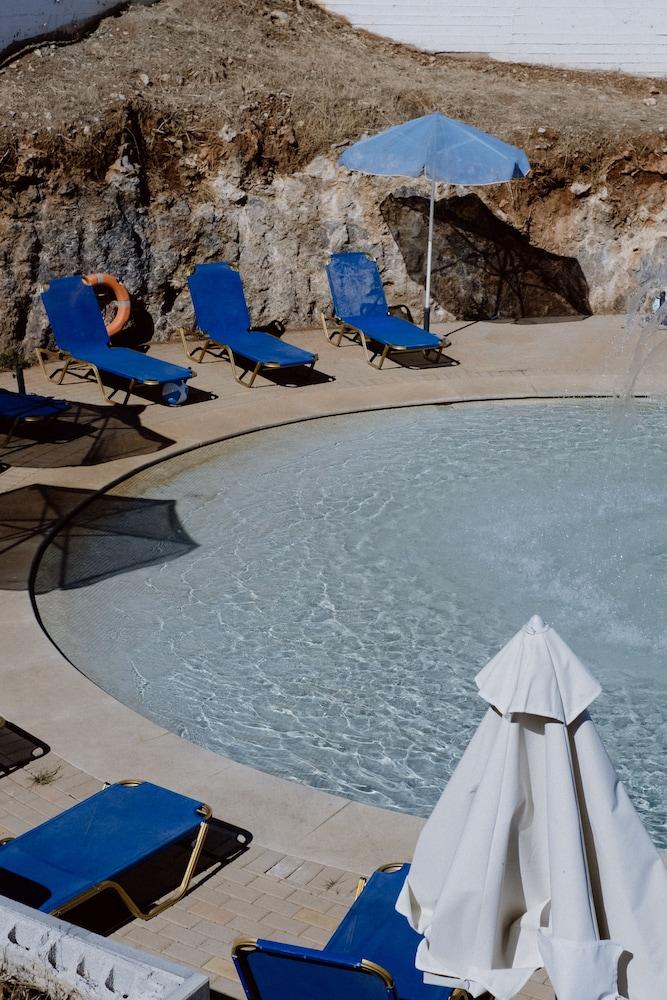 Sunshine Village Hotel