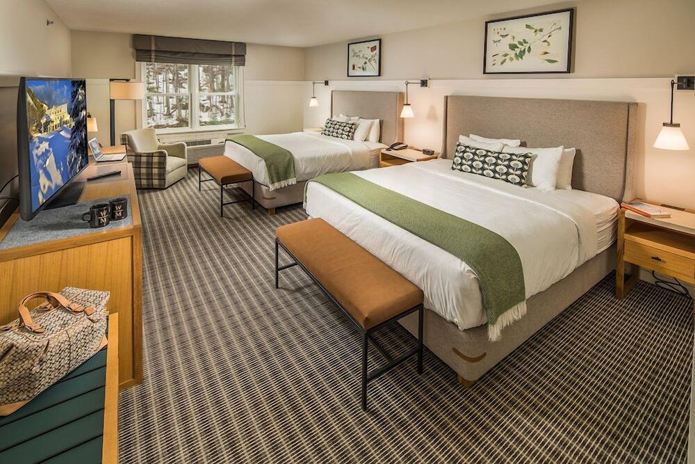 The White Mountain Hotel & Resort