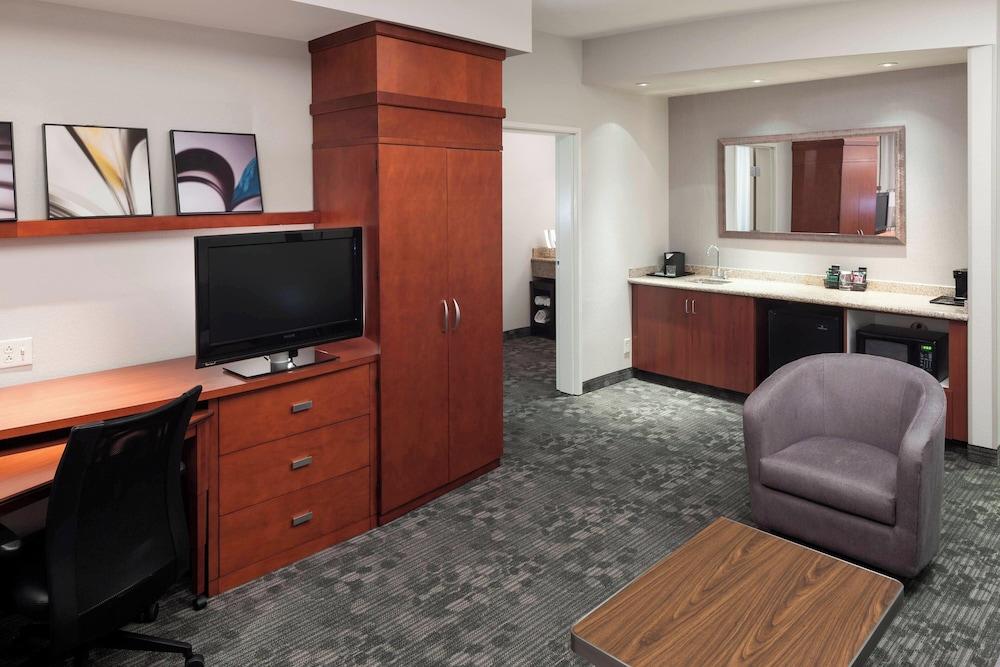 Courtyard by Marriott Franklin Cool Springs