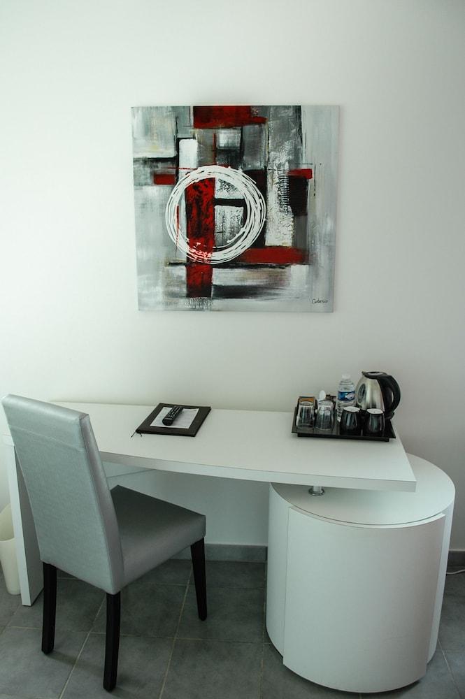 Hotel Restaurant Le Gardon - Pont du Gard