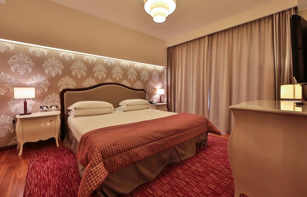 UNA Hotels Expo Fiera Milano