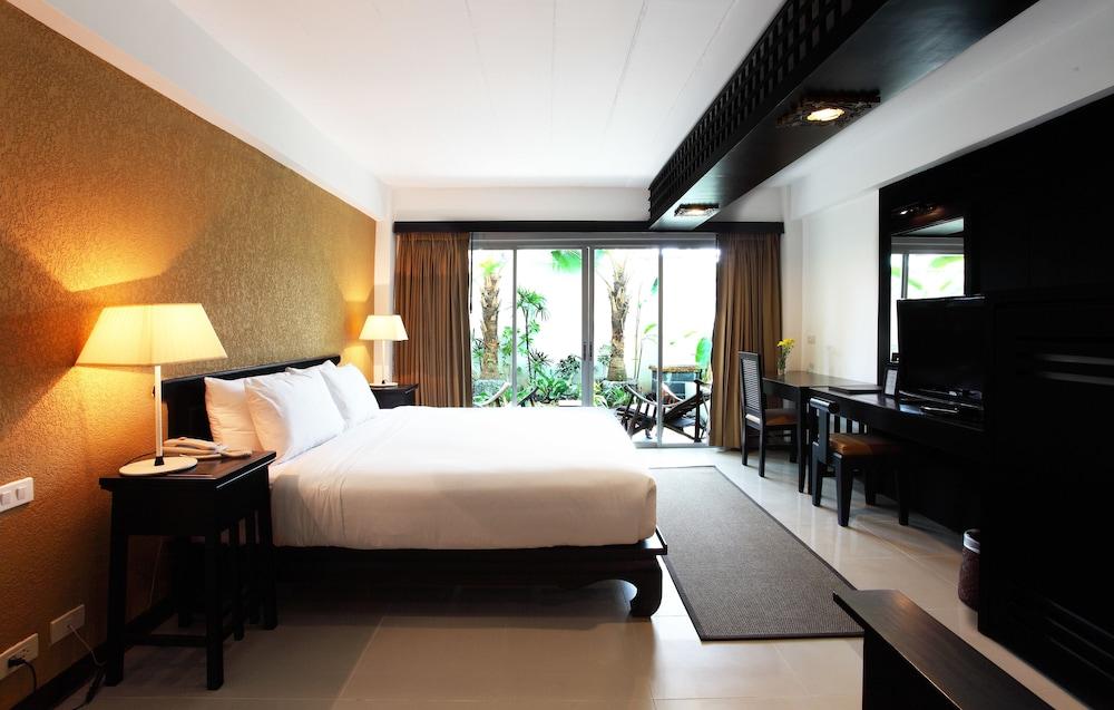 Siam Piman Hotel