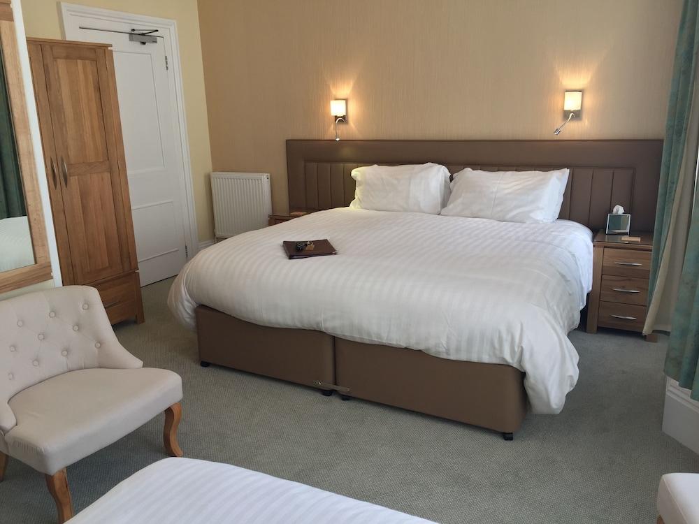 Edgcumbe Guest House