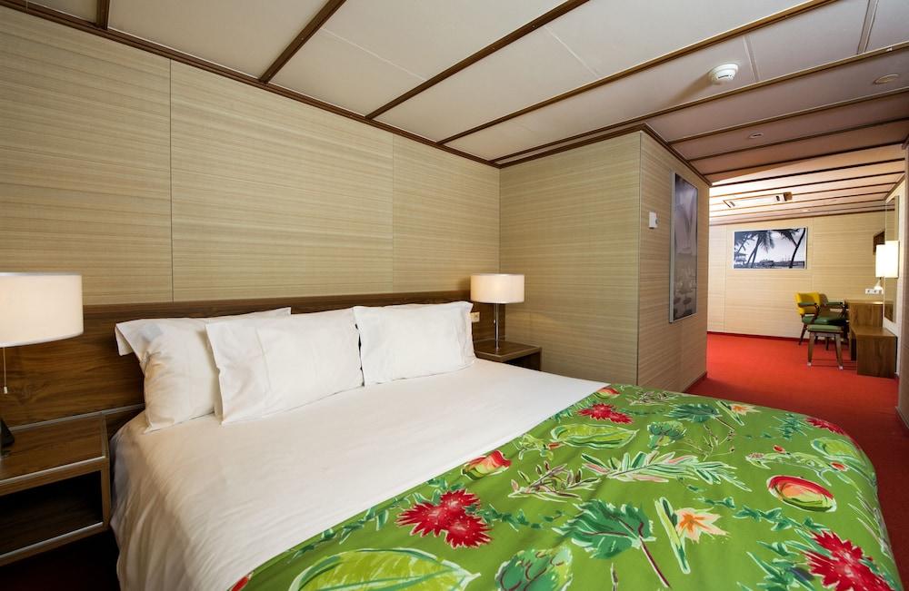 ss Rotterdam Hotel & Restaurants