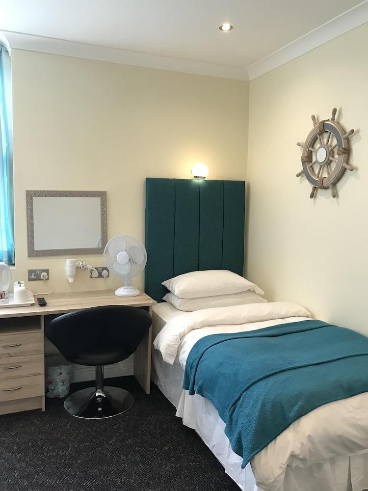 Cassandra Guest House