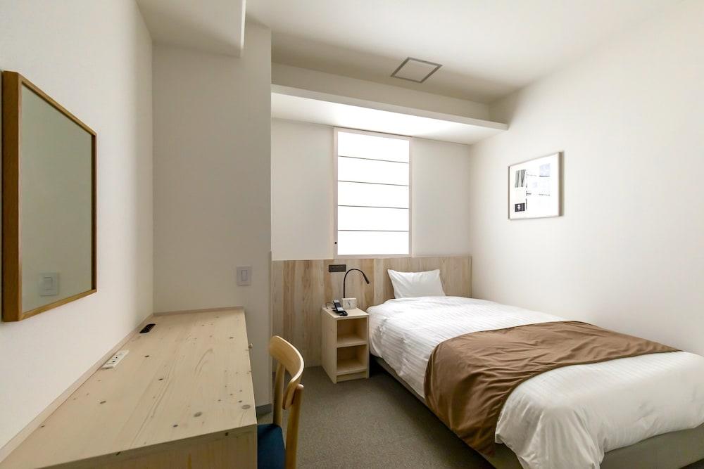 Shin-Osaka Station Hotel