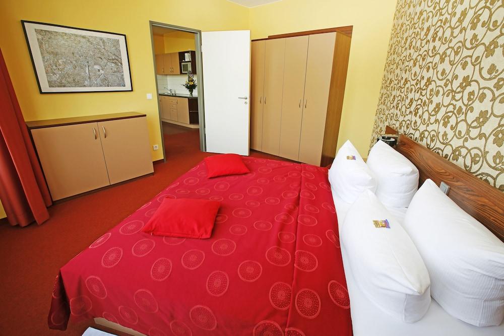 Hotel Royal International