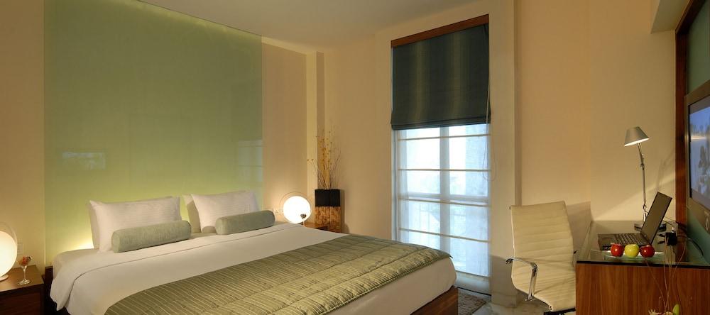 The Manohar Hyderabad