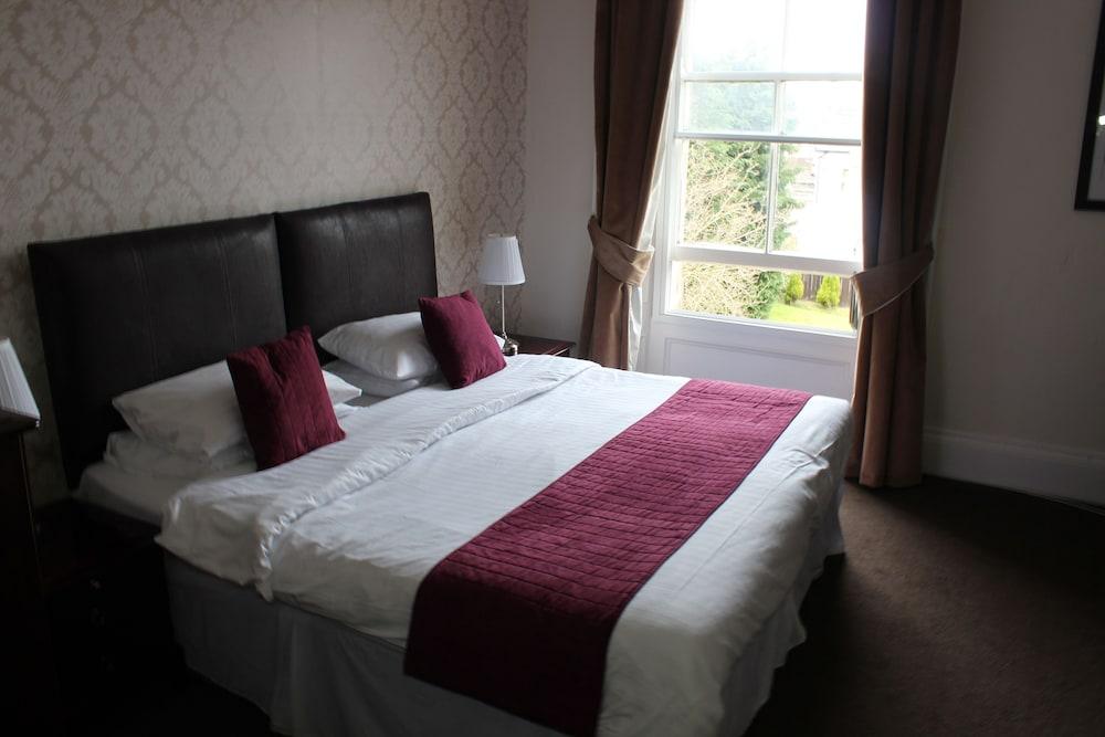 The Coquetvale Hotel