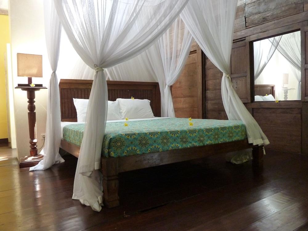 Villa Karisa Boutique Hotel