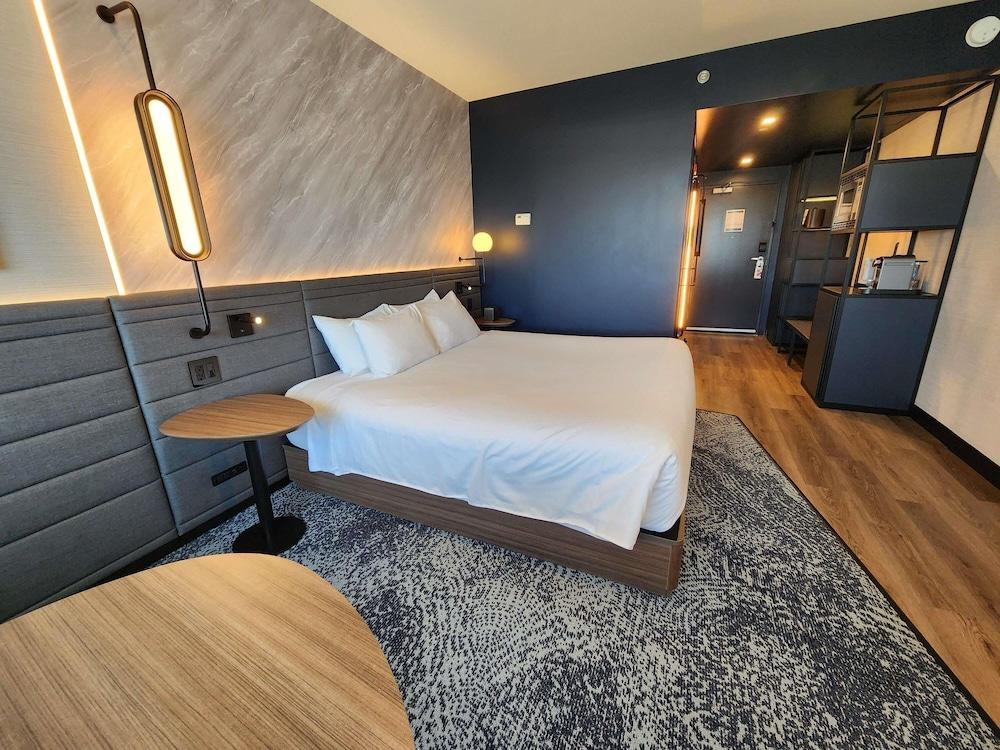 Novotel Toronto Vaughan Centre