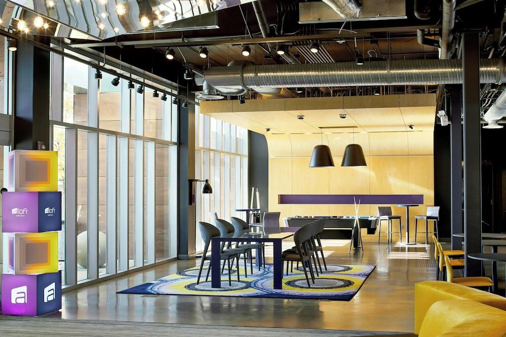 Aloft Dulles Airport North