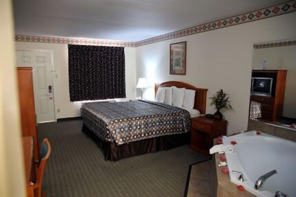 Express Inn and Suites