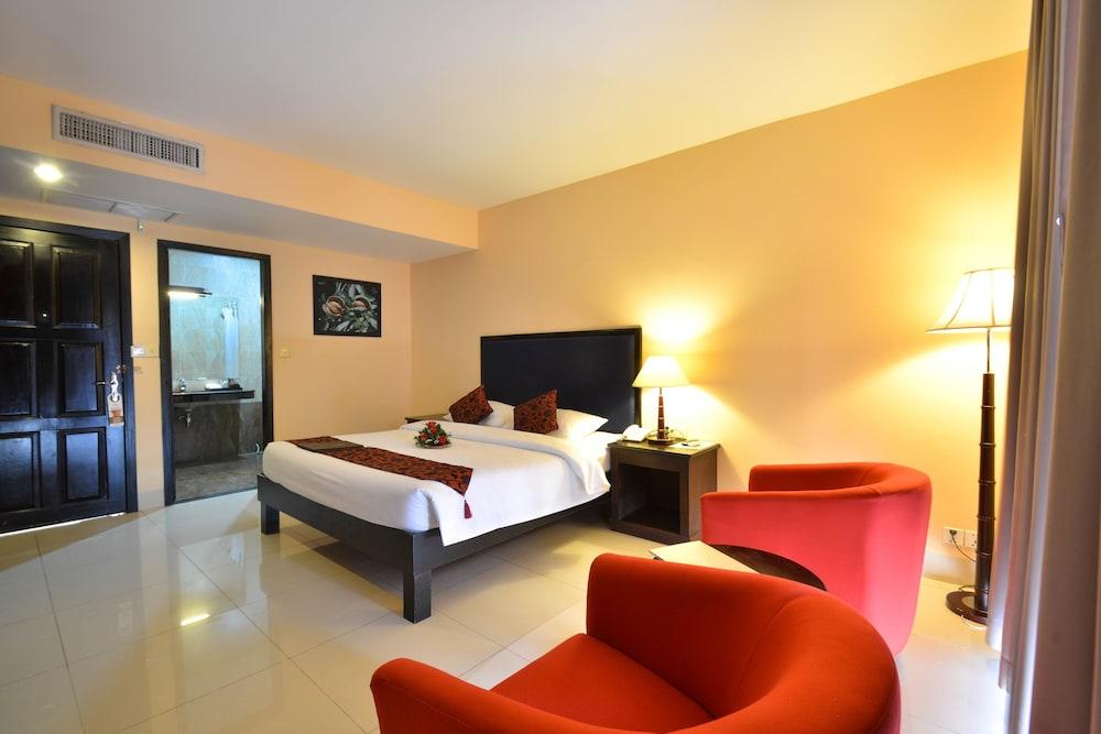 Almond Hotel Sothearos