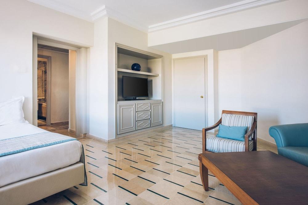 Iberostar Waves Averroes