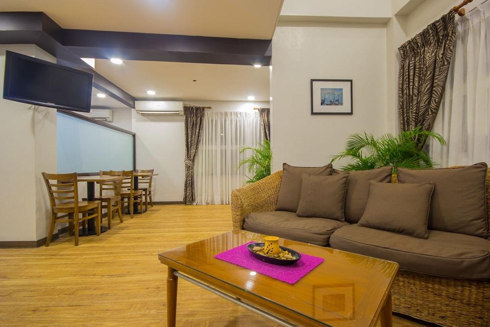 Microtel by Wyndham Batangas