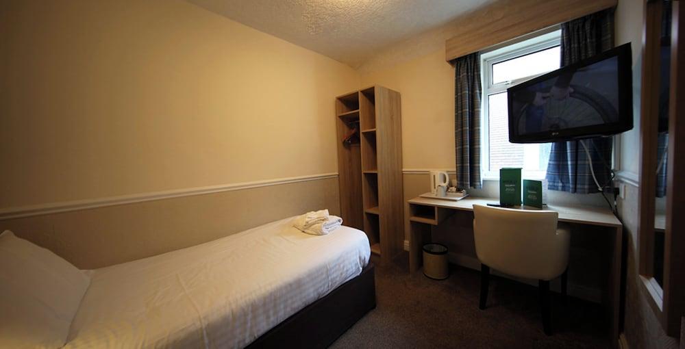 North Shore Hotel & Golf Club