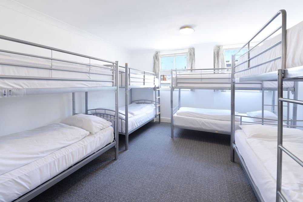 Gallery Hyde Park Hostel