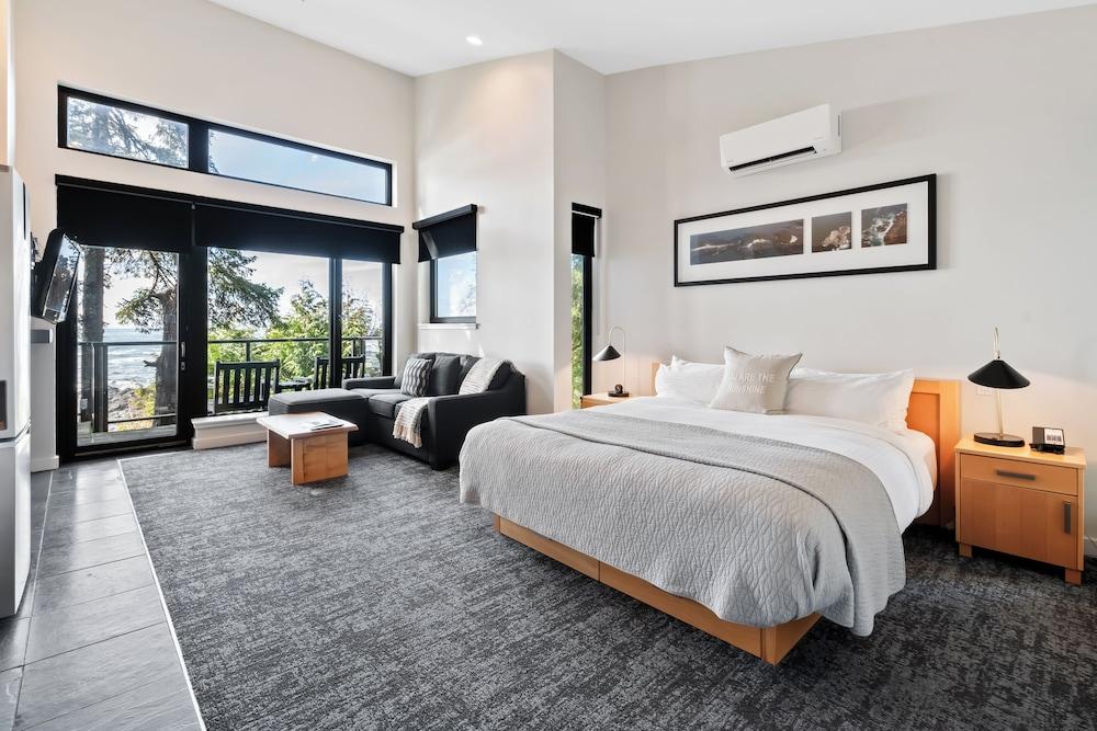 Black Rock Oceanfront Resort