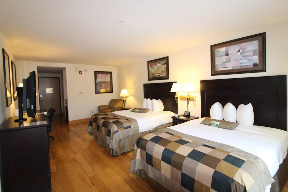 Wingate By Wyndham Lagrange