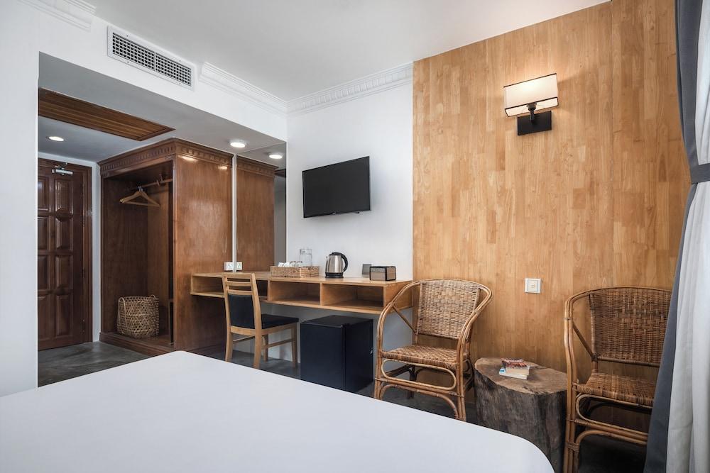 Pacific Hotel, Phnom Penh