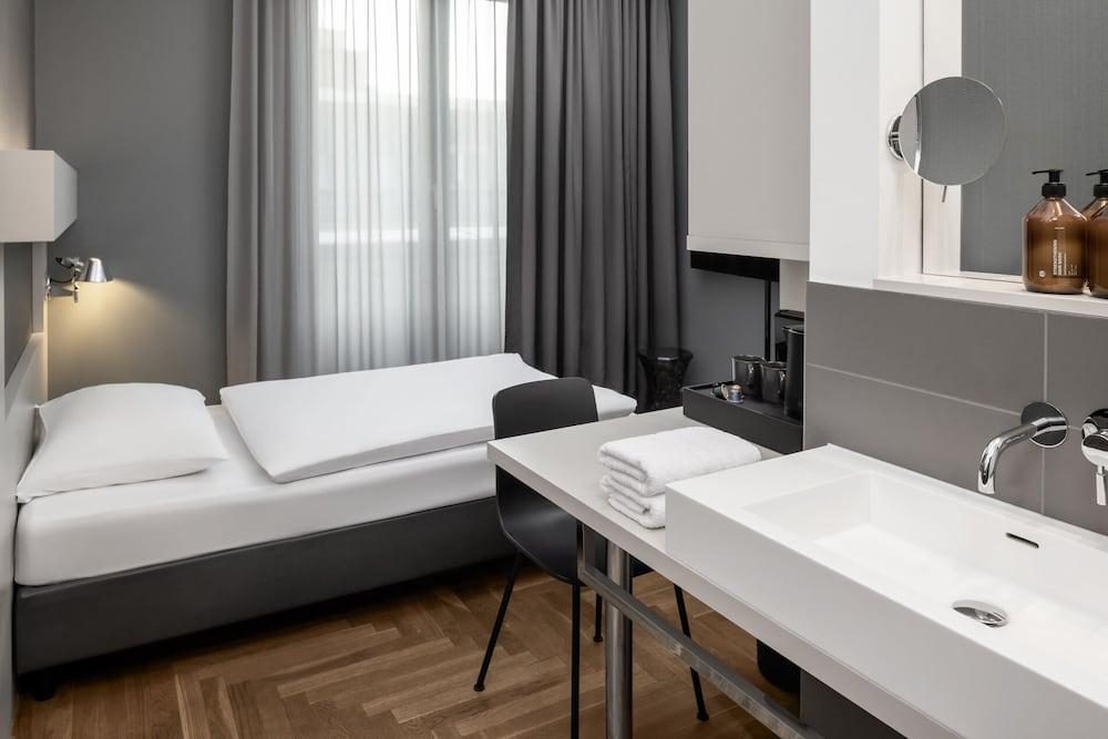 Hotel AMANO Rooms & Apartments