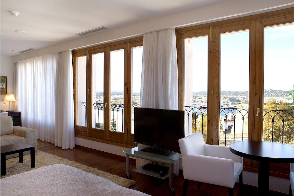 Mirador de Dalt Vila – Relais & Chateaux