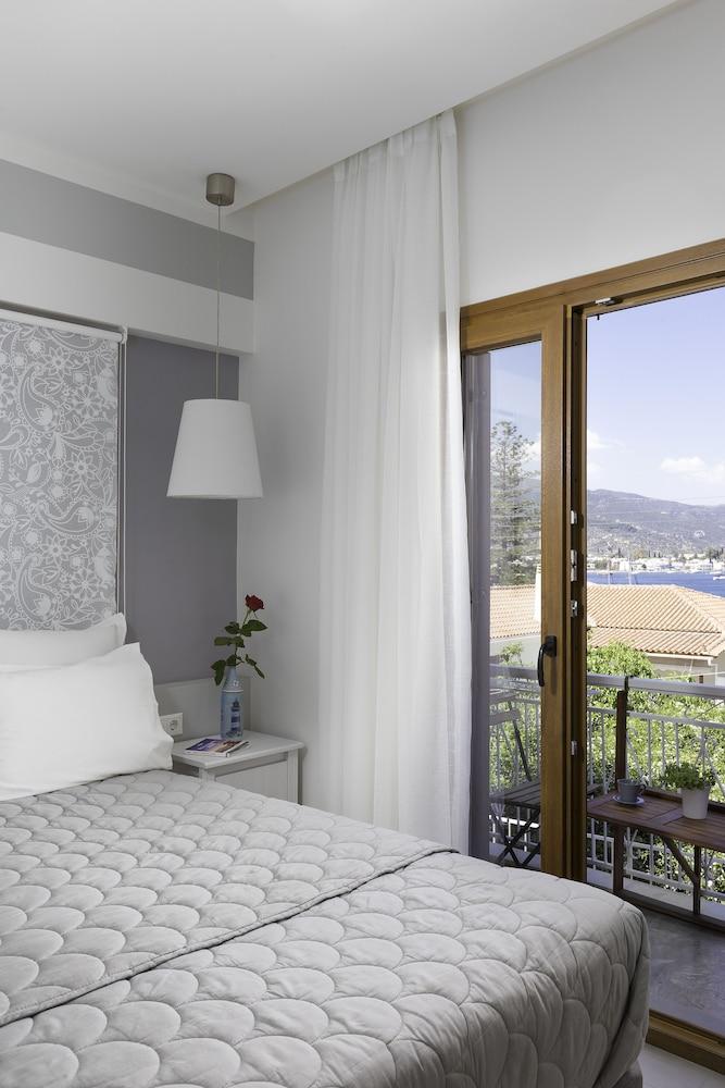 Dimitra Boutique Hotel