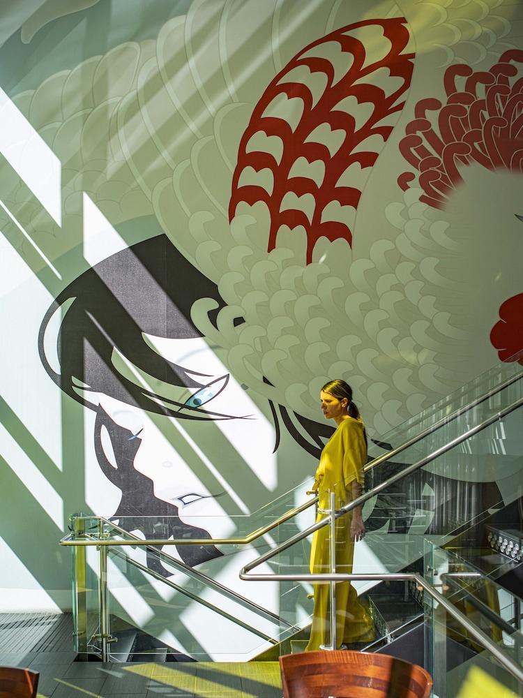 theWit Chicago, a Hilton Hotel