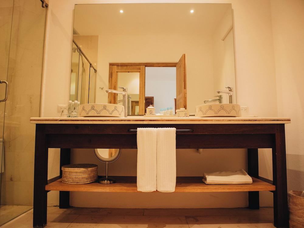 Hotel Boutique Casareyna