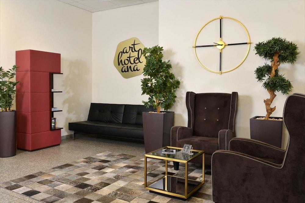Arthotel Ana Gallery