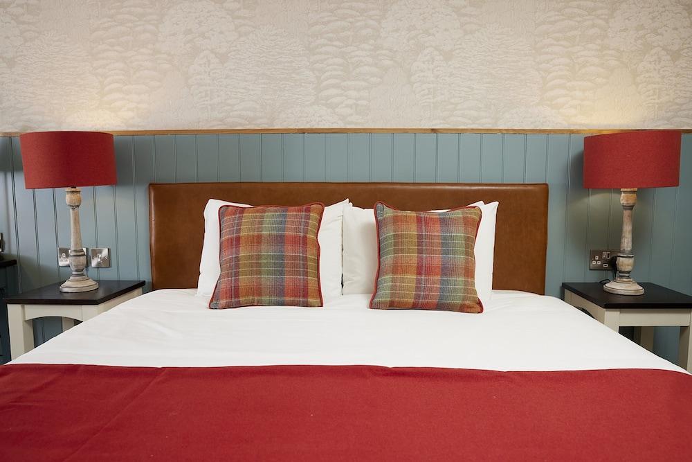 Feathers Hotel by Chef and Brewer Collection