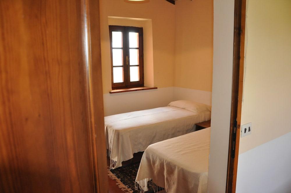 Castello di Selvole-Adults Only