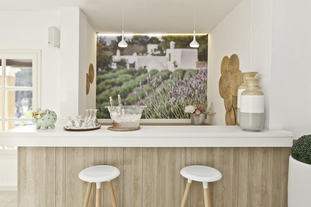 Hotel Cala Martina by LLUM