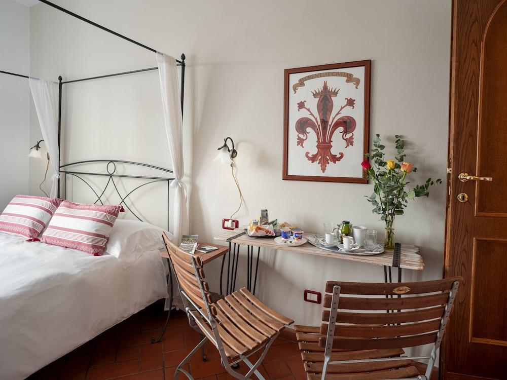 Antica Posta Bed & Breakfast - Florence