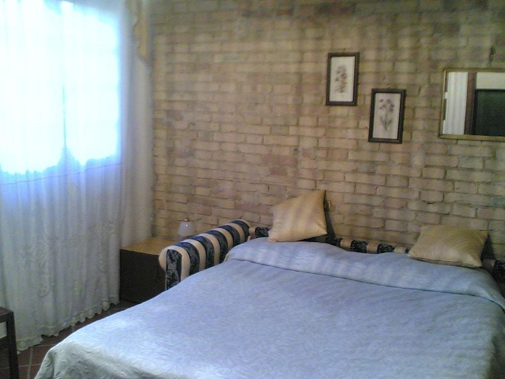 Bed & Breakfast Giardino Agritourist