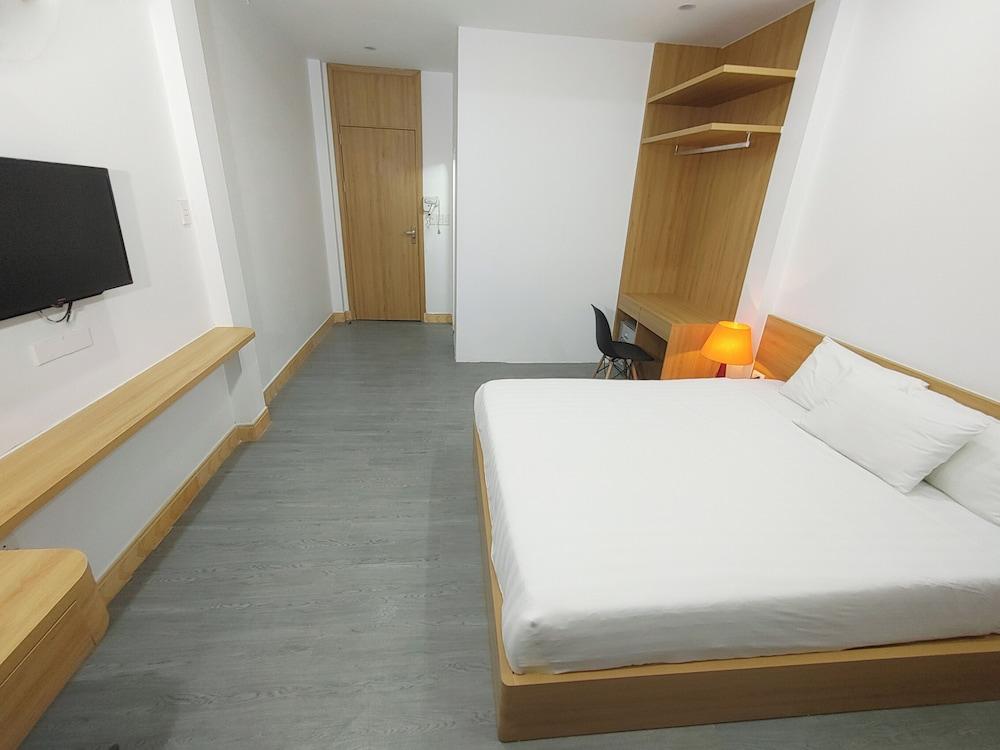 Hanoi Discovery Hotel