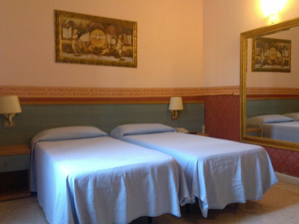 Hotel Lazzari
