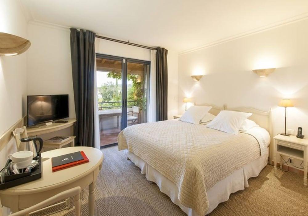 Du Côté des Olivades